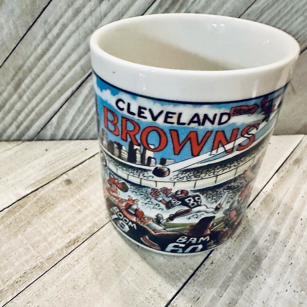 Vintage Cleveland Browns NFL Coffee Mug‎ Custom Edge Inc Cartoon Stadium Art